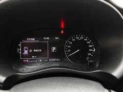 2023 Nissan Kicks 1.5L Luxury, белый — фото 12