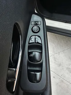 2023 Nissan Kicks 1.5L Luxury, белый — фото 16