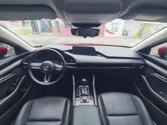 2021 Mazda Mazda3 2.0L AT, красный — фото 14