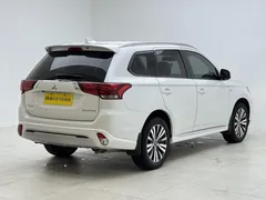 2021 Mitsubishi Outlander 2.0L 2WD 5-seat, белый — фото 7
