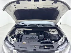 2021 Mitsubishi Outlander 2.0L 2WD 5-seat, белый — фото 17