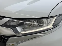 2021 Mitsubishi Outlander 2.0L 2WD 5-seat, белый — фото 19