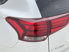 2021 Mitsubishi Outlander 2.0L 2WD 5-seat, белый — фото 20