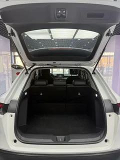 2023 Honda Vezel 1.5L CVT Elite, белый — фото 18