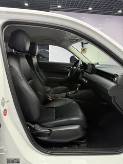 2023 Honda Vezel 1.5L CVT Elite, белый — фото 15