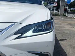 2022 Lexus ES 200 Excellence, белый — фото 3