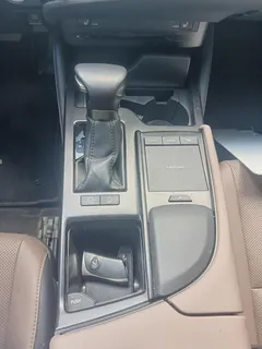2022 Lexus ES 200 Excellence, белый — фото 24