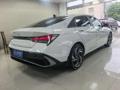 2023 Hyundai Elantra 1.5L CVT GLX Elite, белый — фото 15