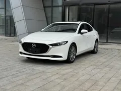 2022 Mazda Mazda3 2.0L AT, белый — фото 1