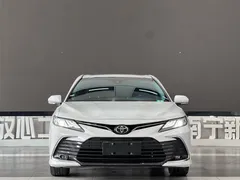 2021 Toyota Camry 2.0G Luxury, белый — фото 2