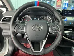 2021 Toyota Camry 2.0G Luxury, белый — фото 11