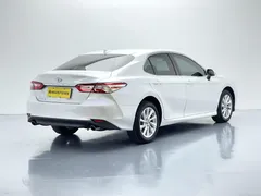 2022 Toyota Camry 2.0GVP Leading, белый — фото 7