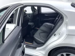 2022 Toyota Camry 2.0GVP Leading, белый — фото 13