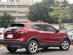 2022 Nissan Qashqai 2.0L XV, красный — фото 3