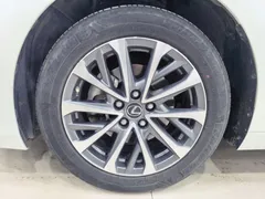 2022 Lexus ES 200 Excellence, белый — фото 13