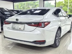 2022 Lexus ES 200 Excellence, белый — фото 17