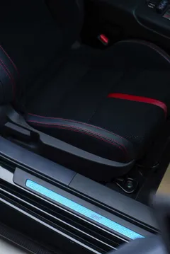 2022 Subaru BRZ 2.4L MT, чёрный — фото 13