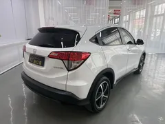 2022 Honda Vezel 1.5L CVT Pioneer, белый — фото 5