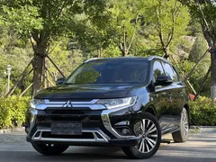 2021 Mitsubishi Outlander 2.0L 2WD 5-seat, чёрный — фото 1