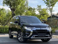 2021 Mitsubishi Outlander 2.0L 2WD 5-seat, чёрный — фото 3