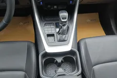 2022 Toyota Wildlander 2.0L 4WD Luxury, чёрный — фото 15