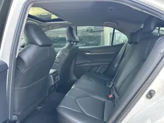 2021 Toyota Camry 2.0G Luxury, белый — фото 7