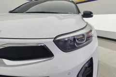 2021 Kia Yipao 1.4L CVT Sunroof, белый — фото 2
