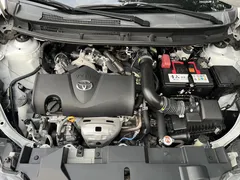 2022 Toyota Yaris L Zhixuan X 1.5L CVT Luxury Plus, белый — фото 18