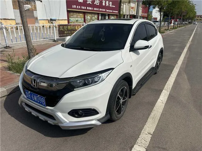 2022 Honda Vezel 1.5L CVT Pioneer