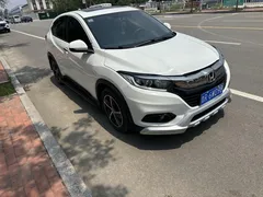 2022 Honda Vezel 1.5L CVT Pioneer, белый — фото 3