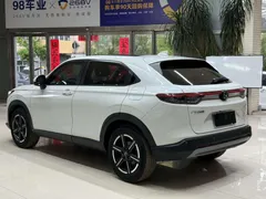 2023 Honda Vezel 1.5L CVT Tech, белый — фото 6