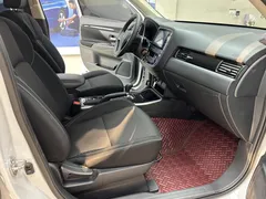 2021 Mitsubishi Outlander 2.0L 2WD 5 Seats, белый — фото 9
