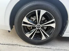 2023 Nissan Sylphy 1.6L CVT Enjoy, белый — фото 3
