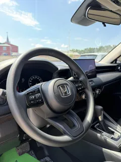 2023 Honda Vezel 1.5L CVT Pioneer, белый — фото 10