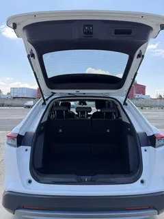 2023 Honda Vezel 1.5L CVT Pioneer, белый — фото 21