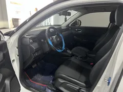 2023 Honda Vezel 1.5L CVT Tech, белый — фото 3