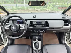 2023 Honda Fit 1.5L CVT, белый — фото 4