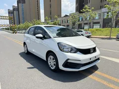 2023 Honda Fit 1.5L CVT, белый — фото 2