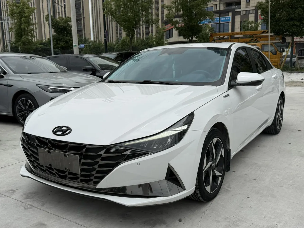 2021 Hyundai Elantra 1.5L CVT LUX Premium