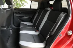 2022 Toyota Yaris L Zhixuan X 1.5L CVT Leading Plus, красный — фото 11