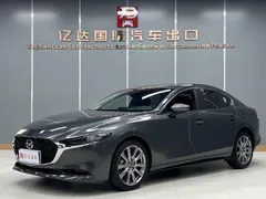 2022 Mazda Mazda3 2.0L AT — фото 1