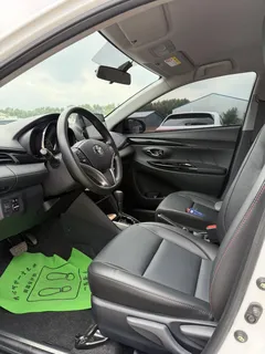 2022 Toyota Yaris L Zhixuan X 1.5L CVT Luxury Plus, белый — фото 6