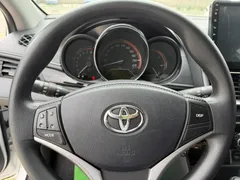 2022 Toyota Yaris L Zhixuan X 1.5L CVT Luxury Plus, белый — фото 9