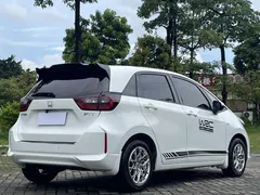 2021 Honda Fit 1.5L CVT, белый — фото 9