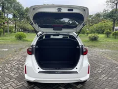 2021 Honda Fit 1.5L CVT, белый — фото 12