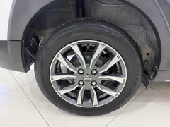 2022 Toyota Yaris L Zhixuan 1.5L CVT Luxury Plus, белый — фото 18