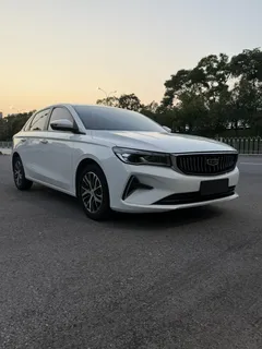 2023 Geely Emgrand 1.5L CVT Luxury Champion 4th Gen, белый — фото 3