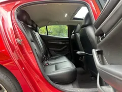 2021 Mazda Mazda3 2.0L AT, красный — фото 12