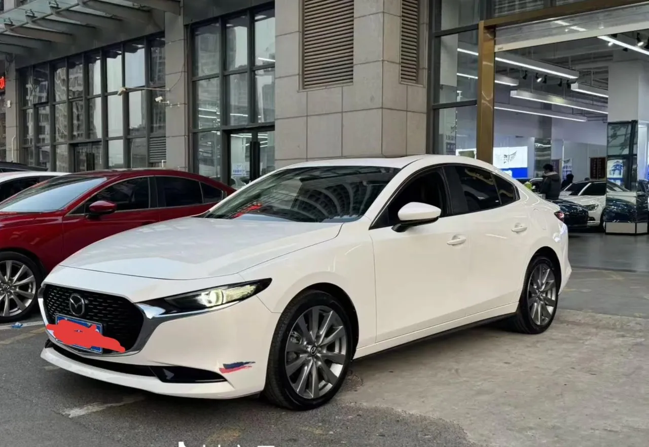 2023 Mazda Mazda3 2.0L AT