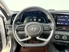 2023 Hyundai Elantra 1.5L CVT GLX Elite, белый — фото 12